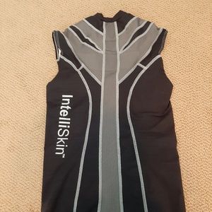 IntelliSkin posture support V tank shirt